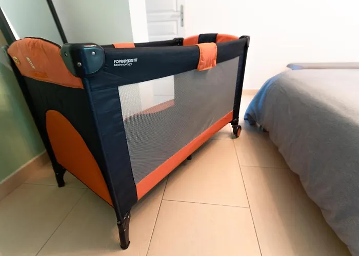 Cozy Nest By The Zoo